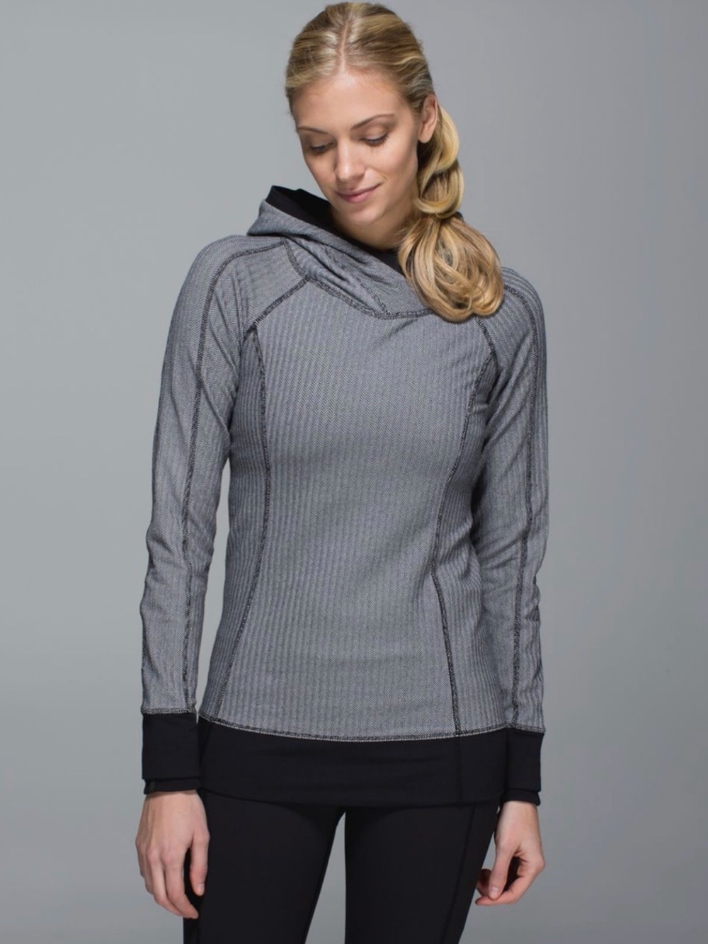 Lululemon Think Fast Hoodie
Heathered Herringbone
